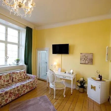 Schlosshotelgedern 4*