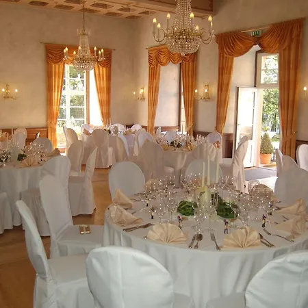 Schlosshotelgedern 4*